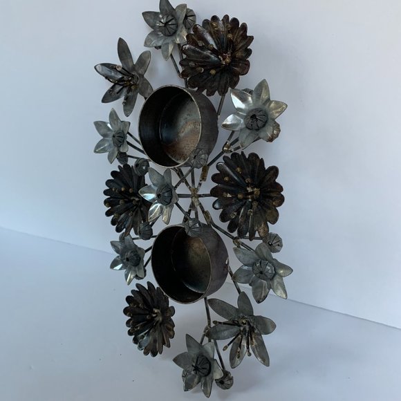 Metal Floral Double Tea Light Candle Holder Flowers Sculpture - Picture 8 of 11